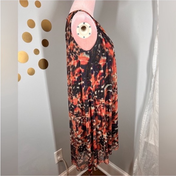 EUC London Times Watercolor Print Shift Dress - Picture 9 of 13